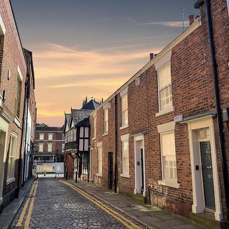 Chester City Centre Town House Exterior foto